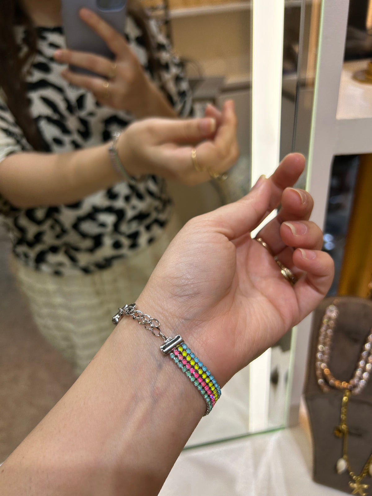 Multicolor daisyme tennis bracelet