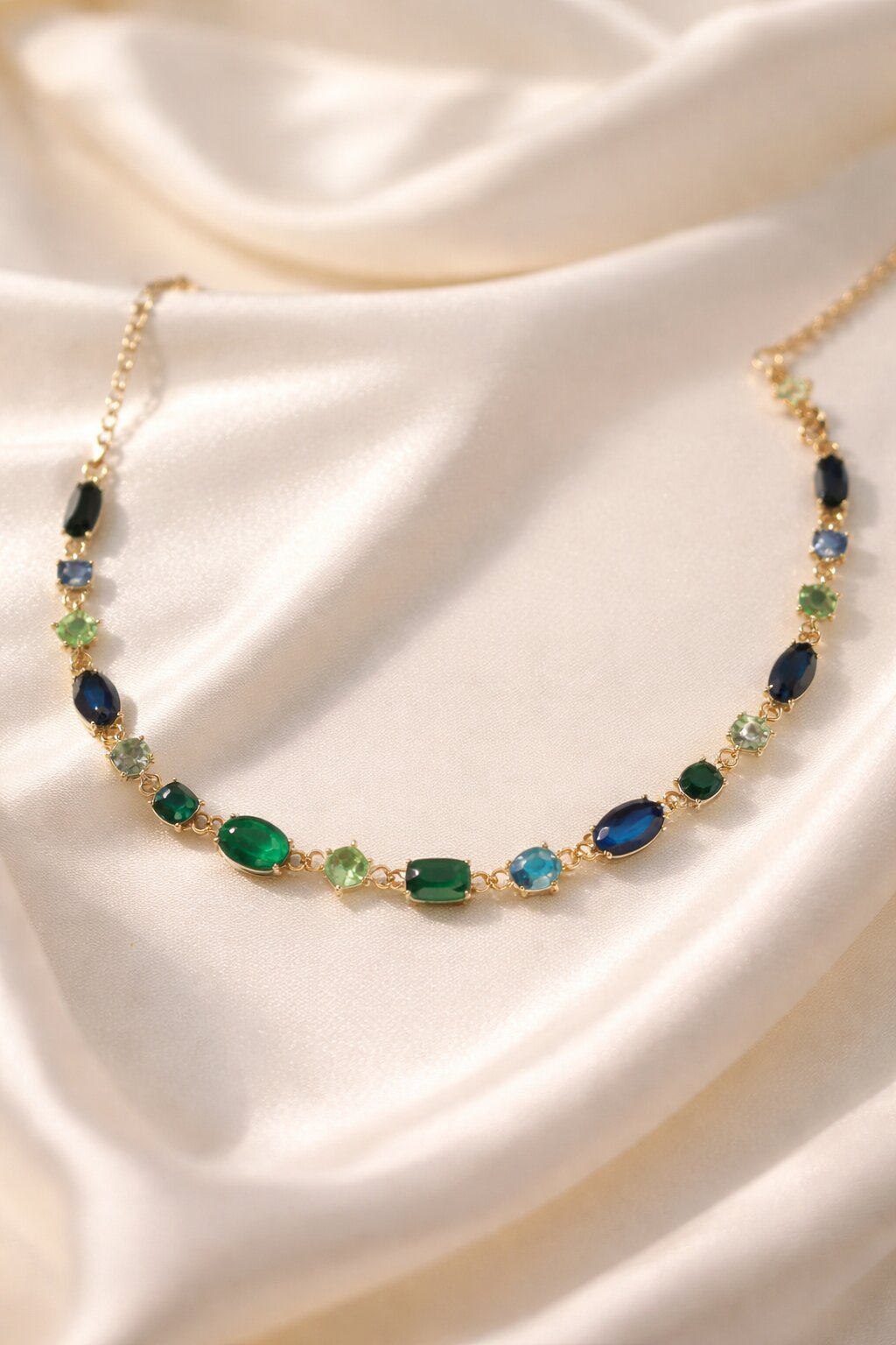 Showstopper Multicolor choker necklace