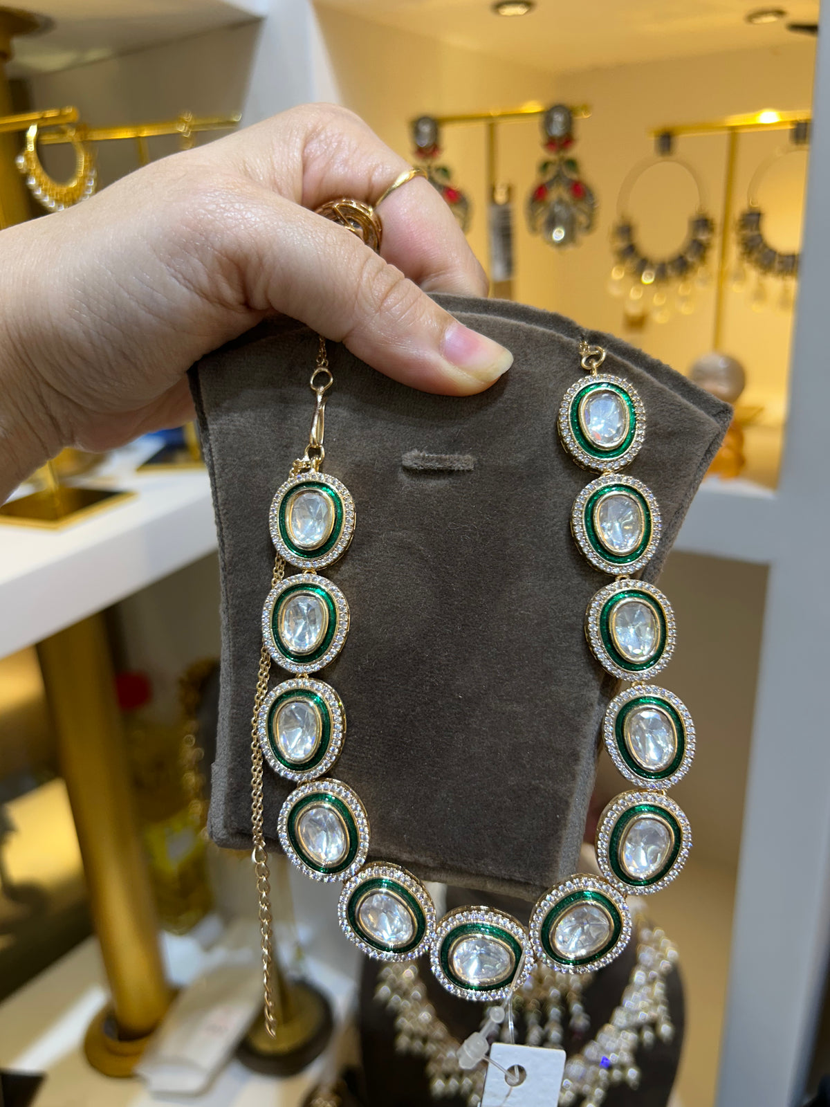 Jacquine Kundan Set