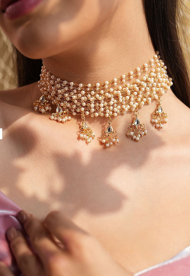 Sanskriti Pearl Choker with earrings