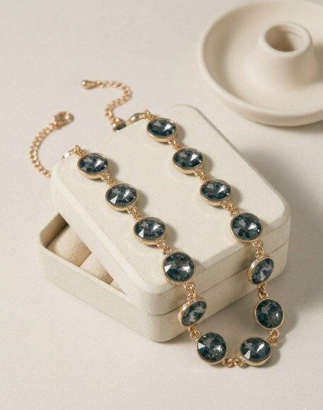 Black pearl choker necklace