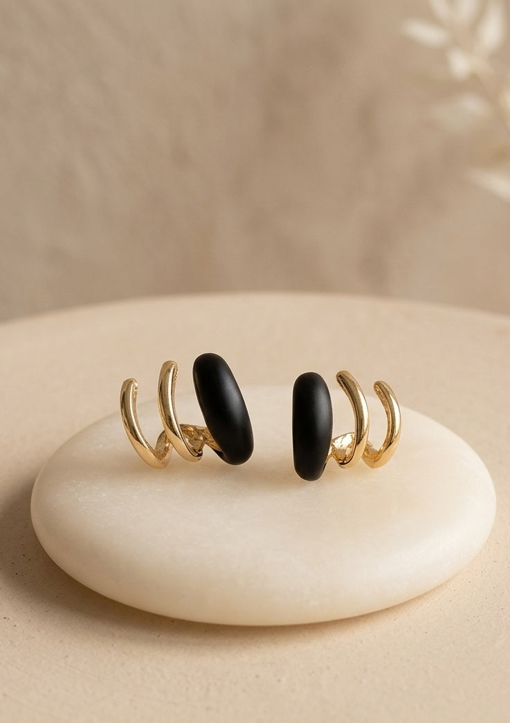 Black maze earrings