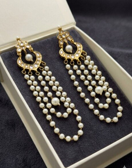 Laira Indian Tradtional Earrings