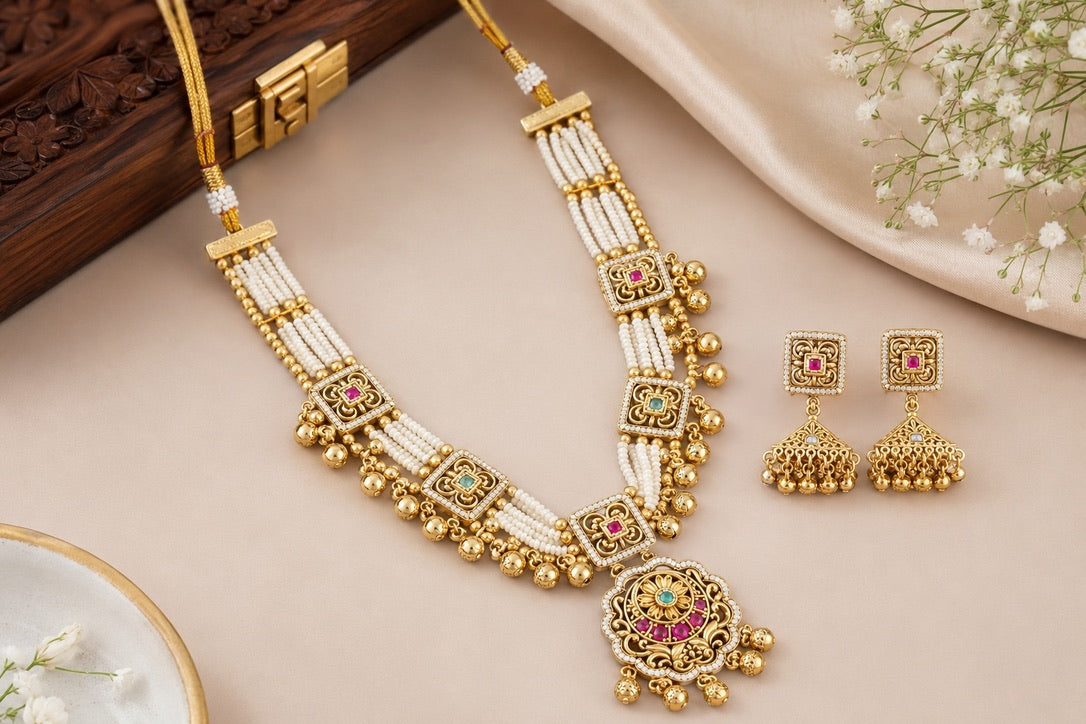 Saanvi Royale Set